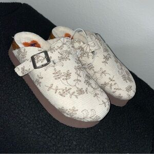 Floral Faux Fur Boho Slip On Clogs